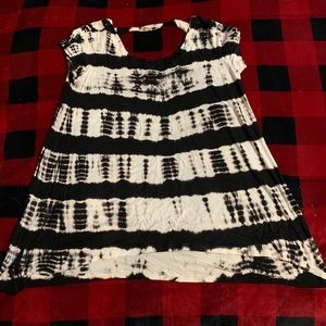 Black and white dress shirt.